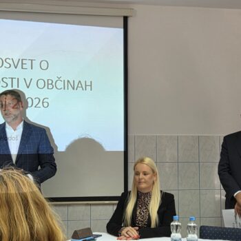 2 - FOTO